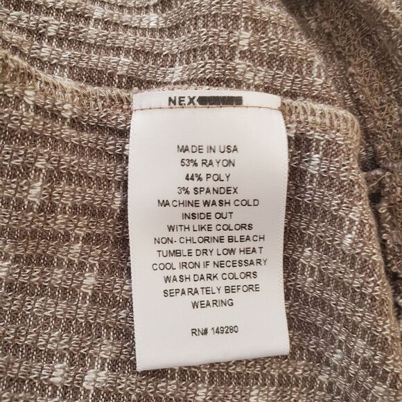 Slink 3/4 Sleeve Top - Picture 11 of 11